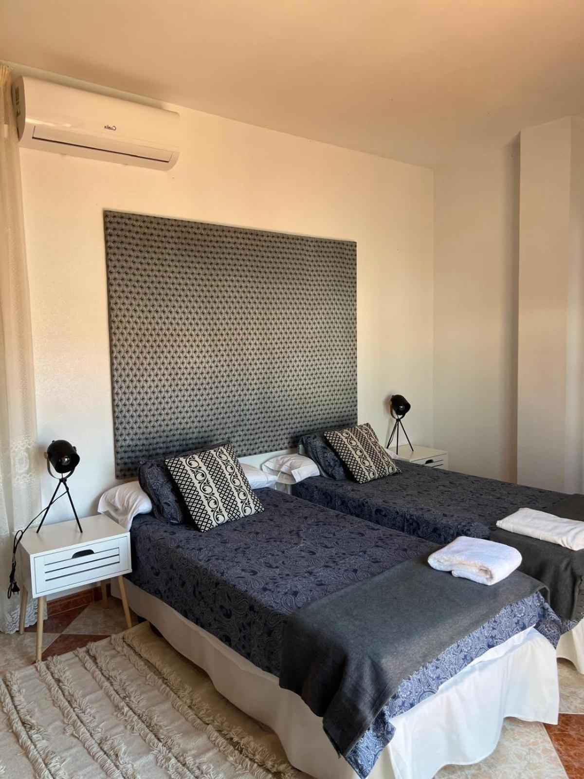 Casa Grande En Cordoba, Pueblo De La Victoria , 6 Dormitorios Zewnętrze zdjęcie
